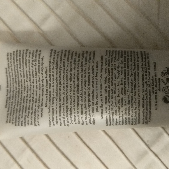 Clearing Facial Treatment Mask - Picture 2 of 3